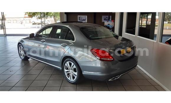 Tenga Tsaru Mercedes‒Benz GLC Chena Mota in Beitbridge in Matabeleland South Tenga Tsaru Mercedes‒Benz GLC Chena Mota in Beitbridge in Matabeleland South