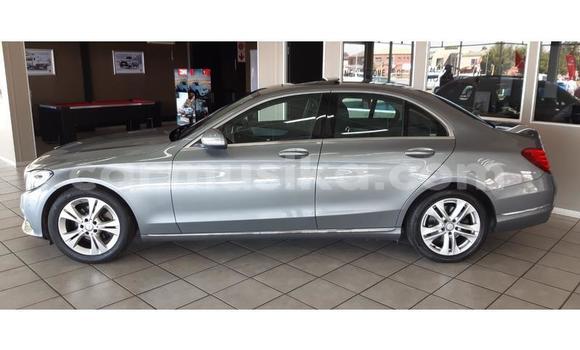 Tenga Tsaru Mercedes‒Benz GLC Chena Mota in Beitbridge in Matabeleland South Tenga Tsaru Mercedes‒Benz GLC Chena Mota in Beitbridge in Matabeleland South