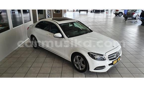 Acheter Occasion Voiture Mercedes‒Benz CLS-klasse Blanc à Beitbridge, Matabeleland South Acheter Occasion Voiture Mercedes‒Benz CLS-klasse Blanc à Beitbridge, Matabeleland South
