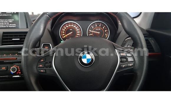 Tenga Tsaru BMW 3–Series Tsvuku Mota in Beitbridge in Matabeleland South Tenga Tsaru BMW 3–Series Tsvuku Mota in Beitbridge in Matabeleland South