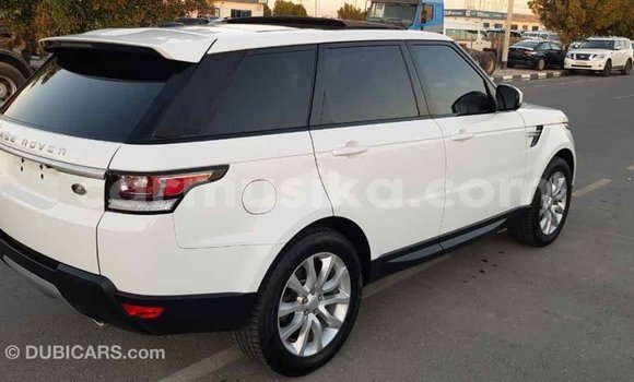 Tenga Imported Land Rover Range Rover Chena Mota in Import - Dubai in Harare Tenga Imported Land Rover Range Rover Chena Mota in Import - Dubai in Harare
