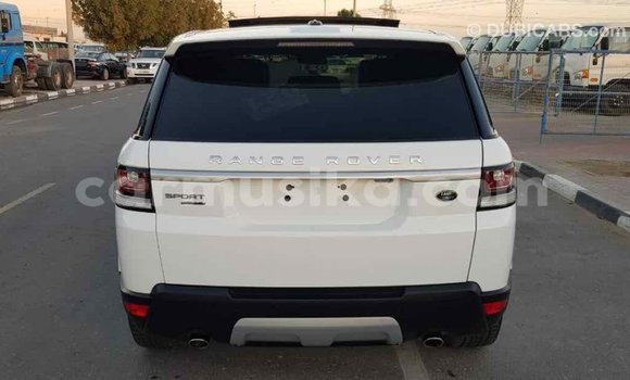 Tenga Imported Land Rover Range Rover Chena Mota in Import - Dubai in Harare Tenga Imported Land Rover Range Rover Chena Mota in Import - Dubai in Harare