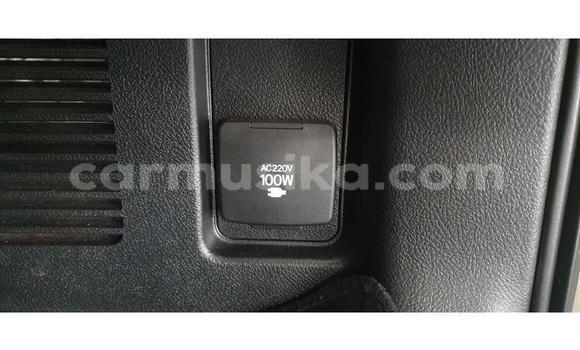 Nunua Ilio tumika Toyota Land Cruiser Prado Nyeupe Gari ndani ya Beitbridge nchini Matabeleland Kusini Nunua Ilio tumika Toyota Land Cruiser Prado Nyeupe Gari ndani ya Beitbridge nchini Matabeleland Kusini