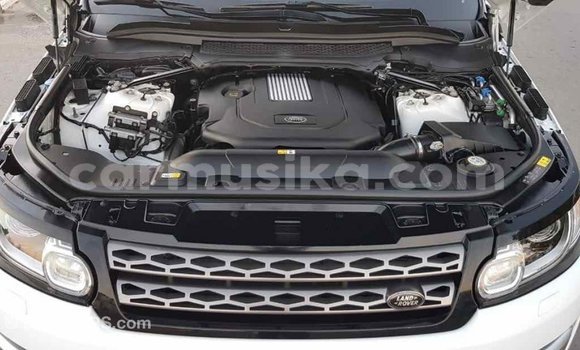 Tenga Imported Land Rover Range Rover Chena Mota in Import - Dubai in Harare Tenga Imported Land Rover Range Rover Chena Mota in Import - Dubai in Harare