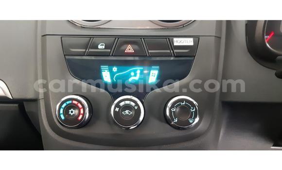 Acheter Occasion Voiture Chevrolet Corsa Gris à Beitbridge, Matabeleland South Acheter Occasion Voiture Chevrolet Corsa Gris à Beitbridge, Matabeleland South