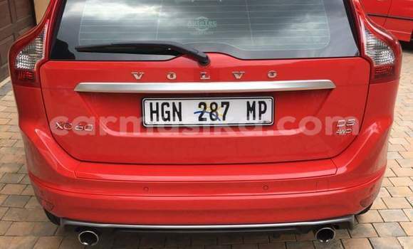 Tenga Tsaru Volvo XC60 Tsvuku Mota in Beitbridge in Matabeleland South Tenga Tsaru Volvo XC60 Tsvuku Mota in Beitbridge in Matabeleland South