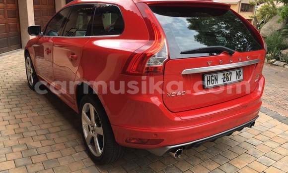 Tenga Tsaru Volvo XC60 Tsvuku Mota in Beitbridge in Matabeleland South Tenga Tsaru Volvo XC60 Tsvuku Mota in Beitbridge in Matabeleland South