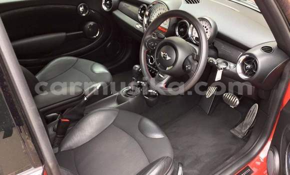 Tenga Tsaru MINI Cooper Tsvuku Mota in Beitbridge in Matabeleland South Tenga Tsaru MINI Cooper Tsvuku Mota in Beitbridge in Matabeleland South