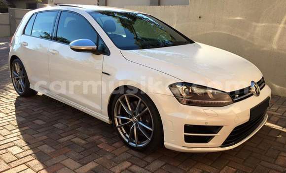 Tenga Tsaru Volkswagen Golf R Chena Mota in Beitbridge in Matabeleland South Tenga Tsaru Volkswagen Golf R Chena Mota in Beitbridge in Matabeleland South