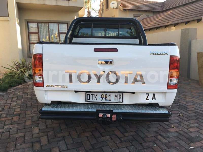 Big with watermark toyota hilux matabeleland south beitbridge 13787