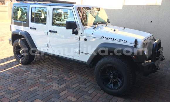 Tenga Tsaru Jeep Wrangler Chena Mota in Harare in Harare Tenga Tsaru Jeep Wrangler Chena Mota in Harare in Harare