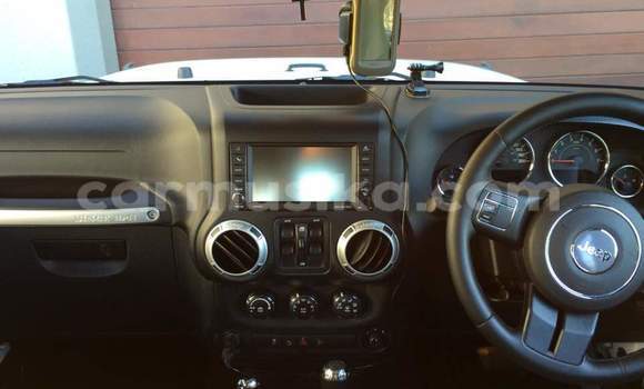 Tenga Tsaru Jeep Wrangler Chena Mota in Harare in Harare Tenga Tsaru Jeep Wrangler Chena Mota in Harare in Harare