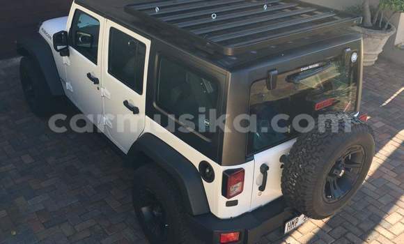 Tenga Tsaru Jeep Wrangler Chena Mota in Harare in Harare Tenga Tsaru Jeep Wrangler Chena Mota in Harare in Harare