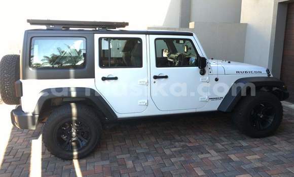 Tenga Tsaru Jeep Wrangler Chena Mota in Harare in Harare Tenga Tsaru Jeep Wrangler Chena Mota in Harare in Harare