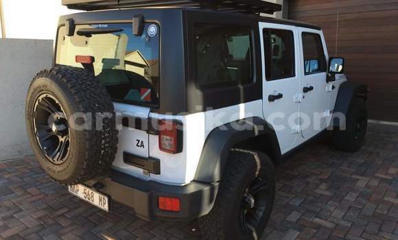 Tenga Tsaru Jeep Wrangler Chena Mota in Harare in Harare Tenga Tsaru Jeep Wrangler Chena Mota in Harare in Harare