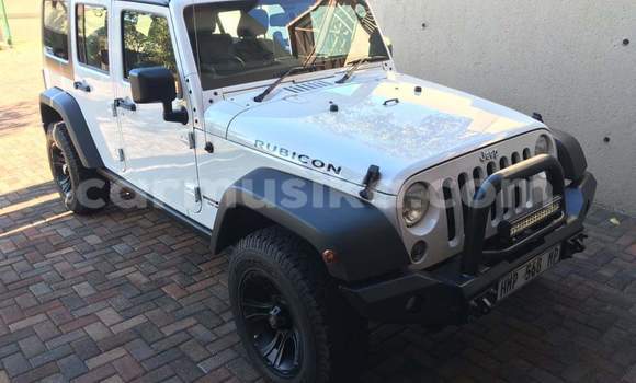 Tenga Tsaru Jeep Wrangler Chena Mota in Harare in Harare Tenga Tsaru Jeep Wrangler Chena Mota in Harare in Harare