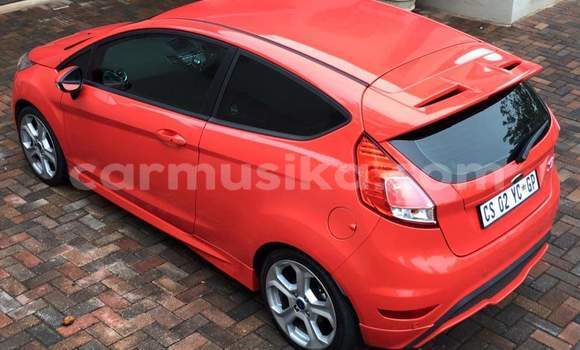 Tenga Tsaru Ford Fiesta Tsvuku Mota in Harare in Harare Tenga Tsaru Ford Fiesta Tsvuku Mota in Harare in Harare