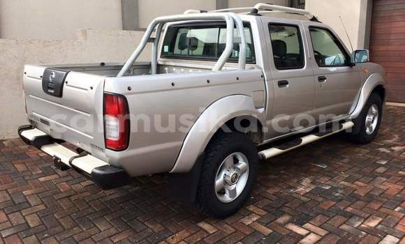 Tenga Tsaru Nissan NP 300 Sirivha Mota in Harare in Harare Tenga Tsaru Nissan NP 300 Sirivha Mota in Harare in Harare