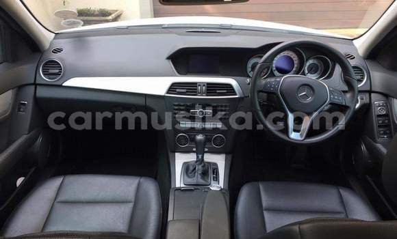 Buy Used Mercedes‒Benz C–Class White Car in Harare in Harare Buy Used Mercedes‒Benz C–Class White Car in Harare in Harare