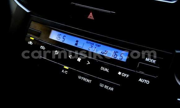 Buy Used Toyota Land Cruiser White Car in Harare in Harare Buy Used Toyota Land Cruiser White Car in Harare in Harare