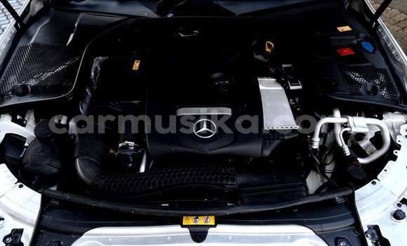 Tenga Tsaru Mercedes‒Benz C–Class Chena Mota in Harare in Harare Tenga Tsaru Mercedes‒Benz C–Class Chena Mota in Harare in Harare