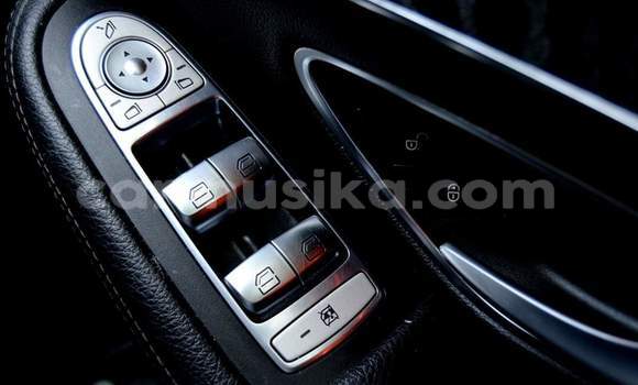 Tenga Tsaru Mercedes‒Benz C–Class Chena Mota in Harare in Harare Tenga Tsaru Mercedes‒Benz C–Class Chena Mota in Harare in Harare