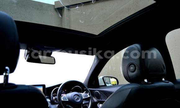 Tenga Tsaru Mercedes‒Benz C–Class Chena Mota in Harare in Harare Tenga Tsaru Mercedes‒Benz C–Class Chena Mota in Harare in Harare