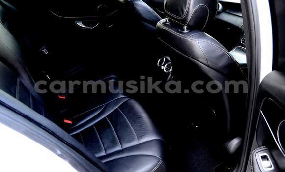 Tenga Tsaru Mercedes‒Benz C–Class Chena Mota in Harare in Harare Tenga Tsaru Mercedes‒Benz C–Class Chena Mota in Harare in Harare