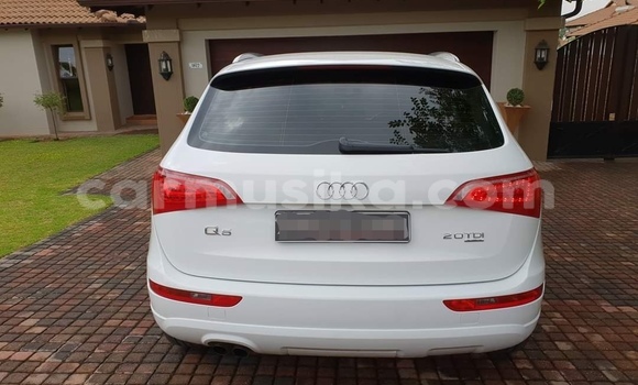 Tenga Tsaru Audi Q5 Chena Mota in Harare in Harare Tenga Tsaru Audi Q5 Chena Mota in Harare in Harare