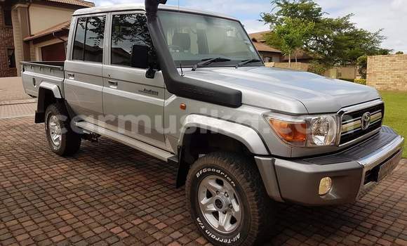 Tenga Tsaru Toyota Land Cruiser Sirivha Mota in Harare in Harare Tenga Tsaru Toyota Land Cruiser Sirivha Mota in Harare in Harare