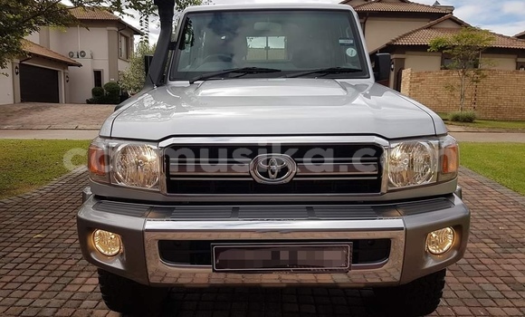 Tenga Tsaru Toyota Land Cruiser Sirivha Mota in Harare in Harare Tenga Tsaru Toyota Land Cruiser Sirivha Mota in Harare in Harare