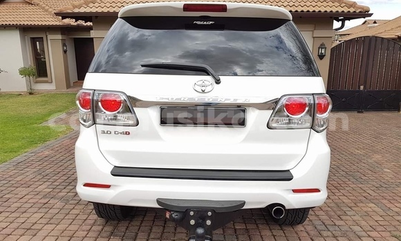 Tenga Tsaru Toyota Fortuner Chena Mota in Harare in Harare Tenga Tsaru Toyota Fortuner Chena Mota in Harare in Harare