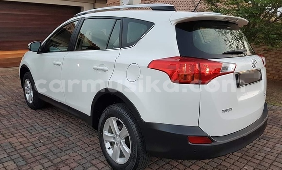 Tenga Tsaru Toyota RAV4 Chena Mota in Harare in Harare Tenga Tsaru Toyota RAV4 Chena Mota in Harare in Harare
