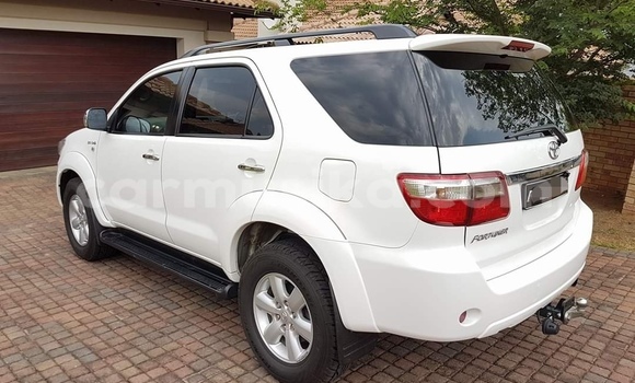 Tenga Tsaru Toyota Fortuner Chena Mota in Harare in Harare Tenga Tsaru Toyota Fortuner Chena Mota in Harare in Harare
