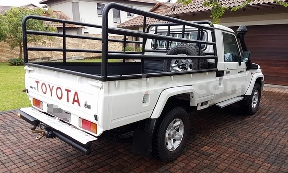 Tenga Tsaru Toyota Land Cruiser Chena Mota in Harare in Harare Tenga Tsaru Toyota Land Cruiser Chena Mota in Harare in Harare