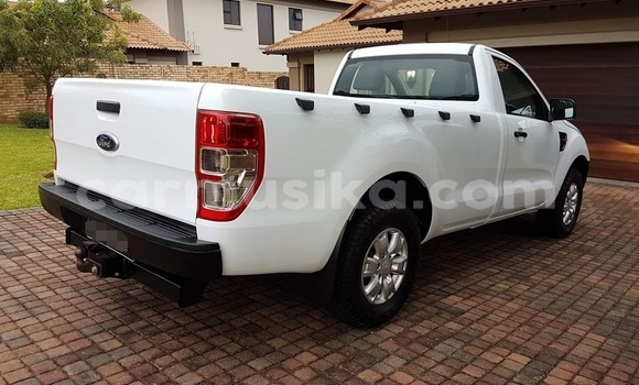 Buy Used Ford Ranger White Car in Beitbridge in Matabeleland South Buy Used Ford Ranger White Car in Beitbridge in Matabeleland South