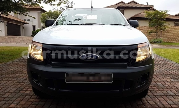 Buy Used Ford Ranger White Car in Beitbridge in Matabeleland South Buy Used Ford Ranger White Car in Beitbridge in Matabeleland South