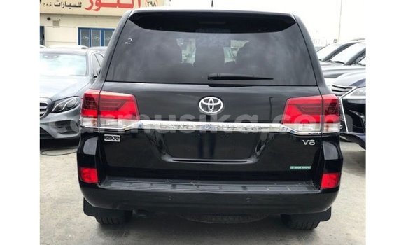 Nunua Imported Toyota Land Cruiser Nyeusi Gari ndani ya Import - Dubai nchini Harare Nunua Imported Toyota Land Cruiser Nyeusi Gari ndani ya Import - Dubai nchini Harare