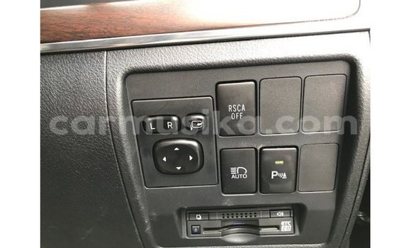 Nunua Imported Toyota Land Cruiser Nyeusi Gari ndani ya Import - Dubai nchini Harare Nunua Imported Toyota Land Cruiser Nyeusi Gari ndani ya Import - Dubai nchini Harare