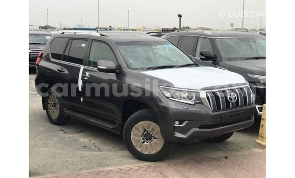 Nunua Imported Toyota Prado Nyingine Gari ndani ya Import - Dubai nchini Harare Nunua Imported Toyota Prado Nyingine Gari ndani ya Import - Dubai nchini Harare