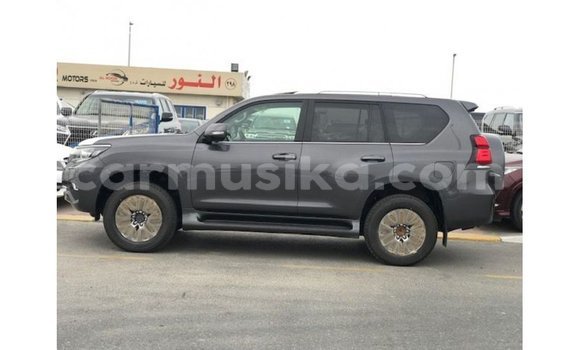 Nunua Imported Toyota Prado Nyingine Gari ndani ya Import - Dubai nchini Harare Nunua Imported Toyota Prado Nyingine Gari ndani ya Import - Dubai nchini Harare
