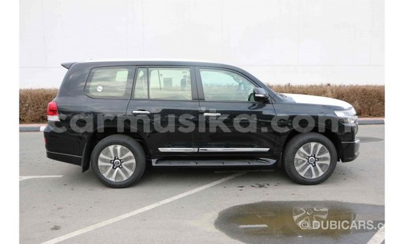 Acheter Import Voiture Toyota Land Cruiser Noir à Import - Dubai, Harare Acheter Import Voiture Toyota Land Cruiser Noir à Import - Dubai, Harare