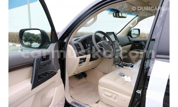 Acheter Import Voiture Toyota Land Cruiser Noir à Import - Dubai, Harare Acheter Import Voiture Toyota Land Cruiser Noir à Import - Dubai, Harare