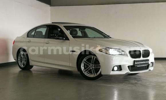 Acheter Occasion Voiture BMW 3200 Blanc à Beitbridge, Matabeleland South Acheter Occasion Voiture BMW 3200 Blanc à Beitbridge, Matabeleland South