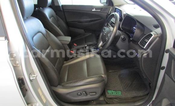 Acheter Occasion Voiture Hyundai Tucson Gris à Beitbridge, Matabeleland South Acheter Occasion Voiture Hyundai Tucson Gris à Beitbridge, Matabeleland South