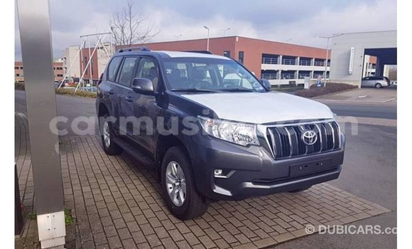 Acheter Import Voiture Toyota Prado Noir à Import - Dubai, Harare Acheter Import Voiture Toyota Prado Noir à Import - Dubai, Harare