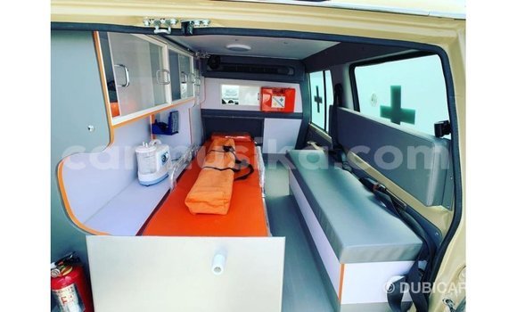 Acheter Import Utilitaire Toyota DA Beige à Import - Dubai, Harare Acheter Import Utilitaire Toyota DA Beige à Import - Dubai, Harare