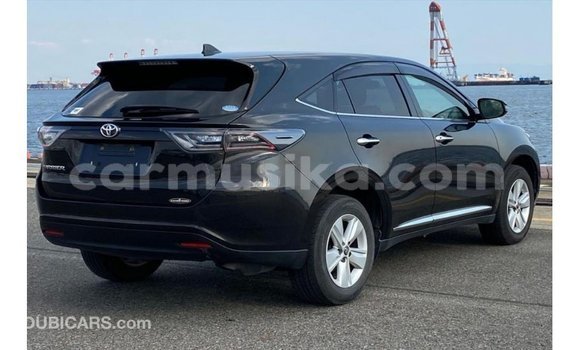 Nunua Imported Toyota Harrier Nyeusi Gari ndani ya Import - Dubai nchini Harare Nunua Imported Toyota Harrier Nyeusi Gari ndani ya Import - Dubai nchini Harare
