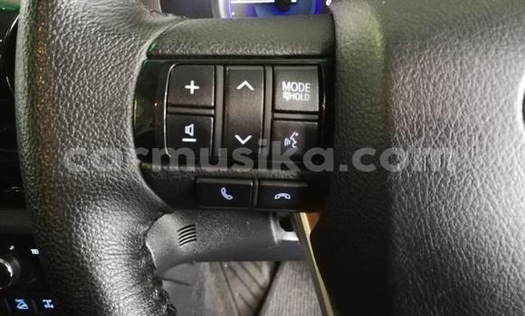 Buy Used Toyota Hilux Silver Car in Beitbridge in Matabeleland South Buy Used Toyota Hilux Silver Car in Beitbridge in Matabeleland South