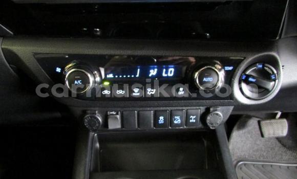 Acheter Occasion Voiture Toyota Hilux Blanc à Beitbridge, Matabeleland South Acheter Occasion Voiture Toyota Hilux Blanc à Beitbridge, Matabeleland South